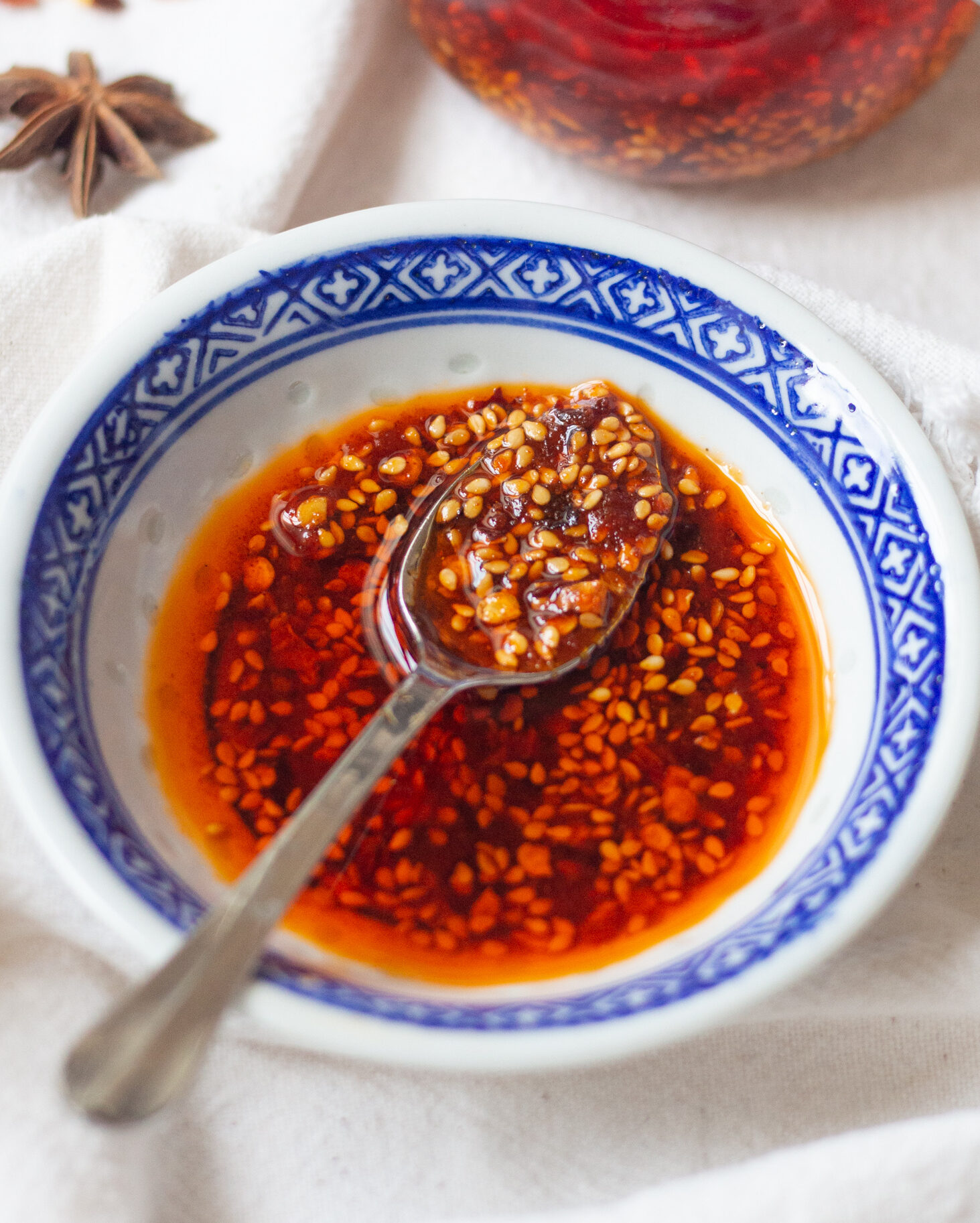 Ароматна чилі-олія